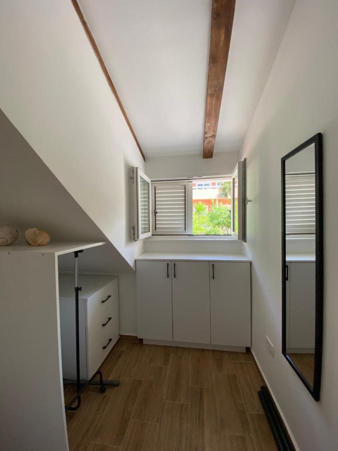 Sunny Bay Apartments โกตอร์ ภายนอก รูปภาพ
