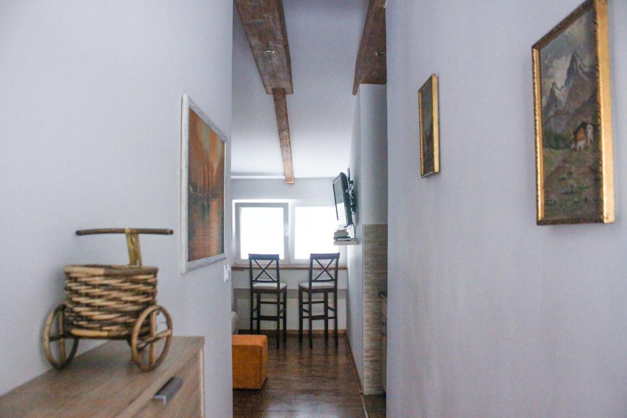 Sunny Bay Apartments โกตอร์ ภายนอก รูปภาพ